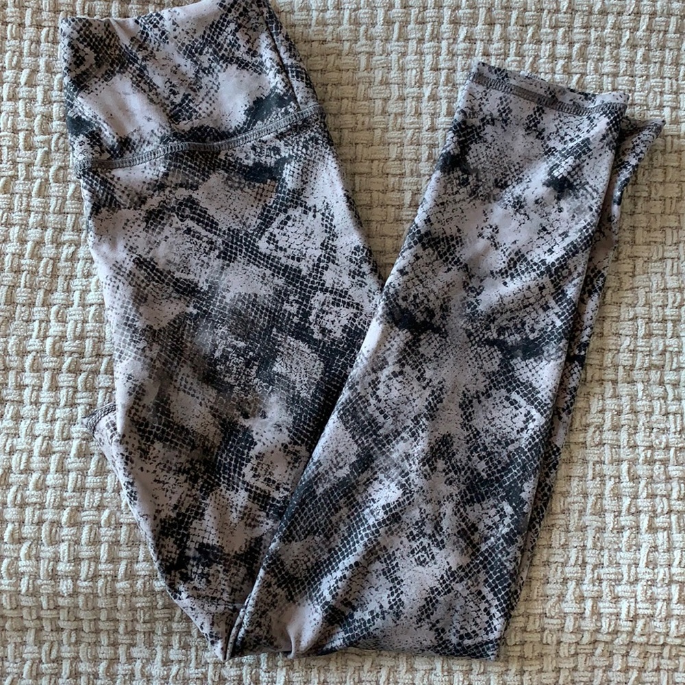 Leggings. Worn once